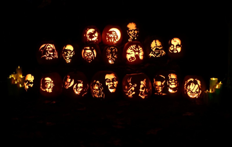 jigsaw-pumpkin-carving
